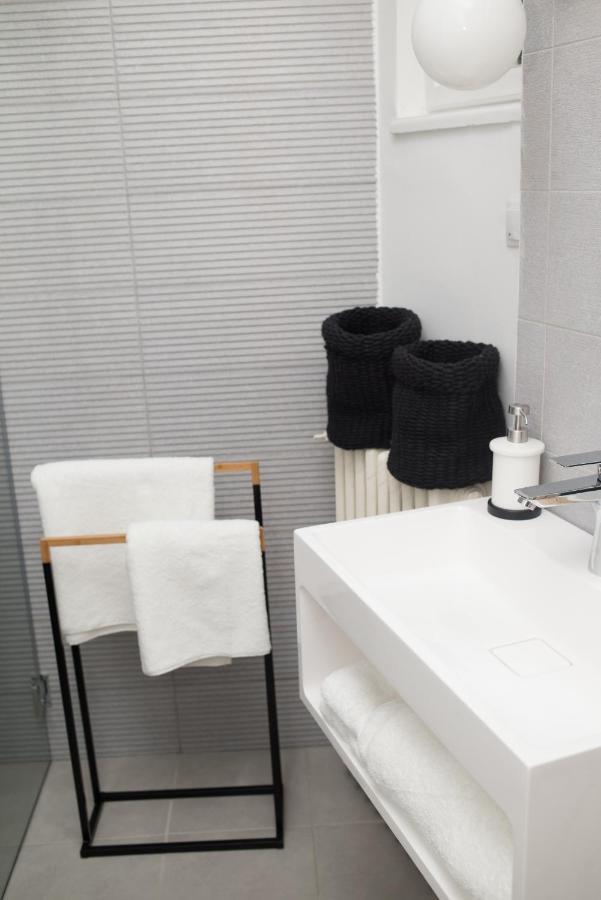 Explore The From Its Center In A Chic Balcony * Bucharest